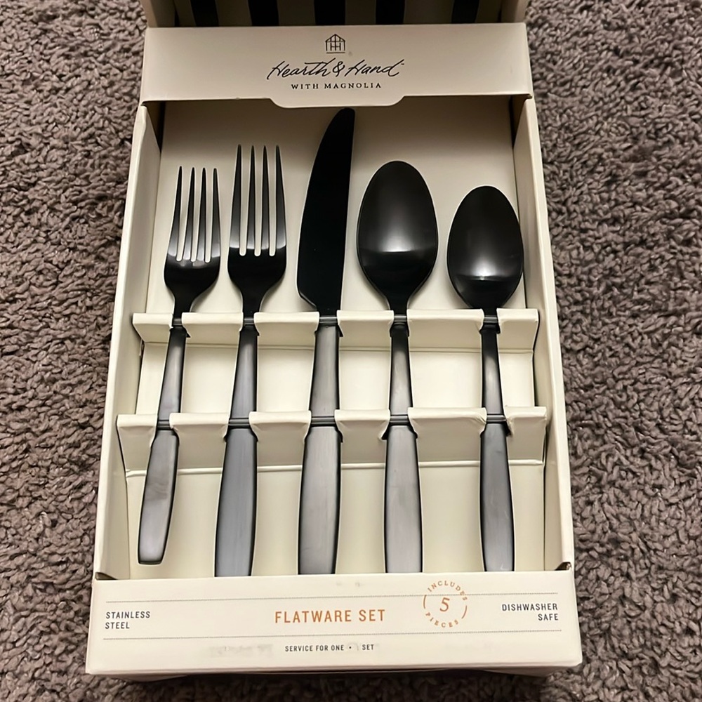 Hearth and Hand with Magnolia Flatware Set 5pc Matte Black silverware